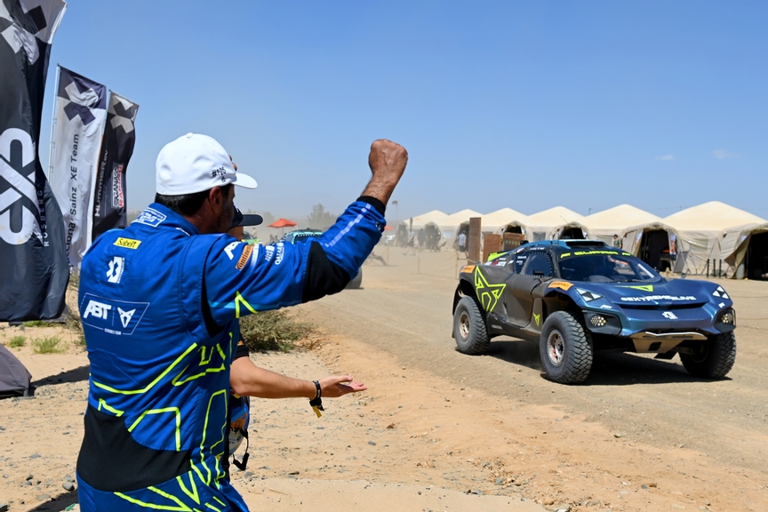 The midfield prepares for a new challenge with the Hydro X Prix News