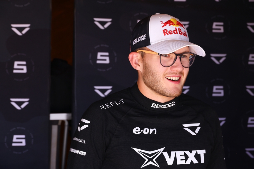 DECEMBER 01: Kevin Hansen (SWE), Veloce Racing during the Copper X-Prix, Chile on December 01, 2023. (Photo by Colin McMaster / LAT Images)