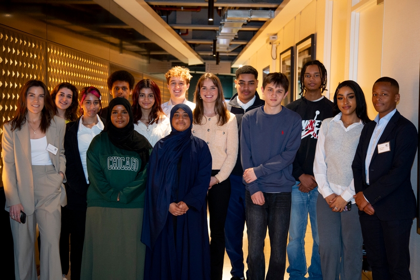 APRIL 09: Catie Munnings (GBR), Andretti Altawkilat Extreme E, with guests at the Sustainability Report during the Sustainability Report on April 09, 2024. (Photo by Dom Romney / LAT Images)
