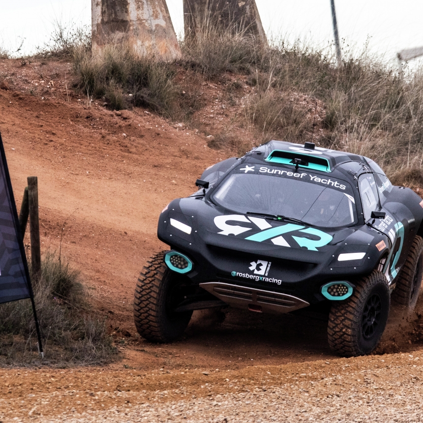 |Photographer: Jordi Rierola|Event: Preseason Testing|Circuit: MotorLand Aragon|Location: Alcaniz|Series: Extreme E|Country: Spain|Season: 2020|Keyword: 2020|Team: Rosberg Xtreme Racing|Car: Spark ODYSSEY 21|Driver: Johan Kristoffersson|Driver: Molly Taylor|