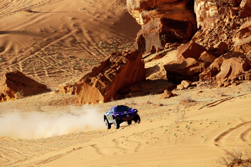 ALULA, SAUDI ARABIA - APRIL 03: Cristina Gutierrez (ESP)/Sebastien Loeb (FRA), X44 during the Desert X-Prix at AlUla on April 03, 2021 in AlUla, Saudi Arabia. (Photo by Zak Mauger / LAT Images)