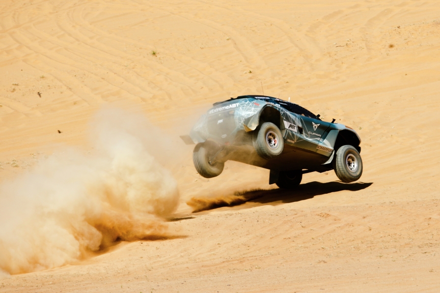 ALULA, SAUDI ARABIA - APRIL 03: Claudia Hurtgen (GER)/Mattias Ekstrom (SWE), ABT CUPRA XE during the Desert X-Prix at AlUla on April 03, 2021 in AlUla, Saudi Arabia. (Photo by Zak Mauger / LAT Images)