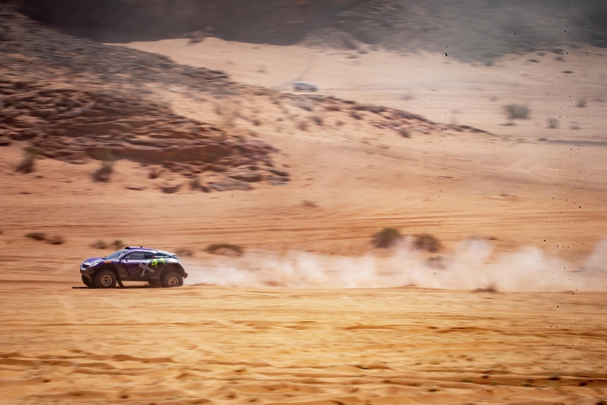 ALULA, SAUDI ARABIA - APRIL 04: Cristina Gutierrez (ESP)/Sebastien Loeb (FRA), X44 during the Desert X-Prix at AlUla on April 04, 2021 in AlUla, Saudi Arabia. (Photo by Colin McMaster / LAT Images)