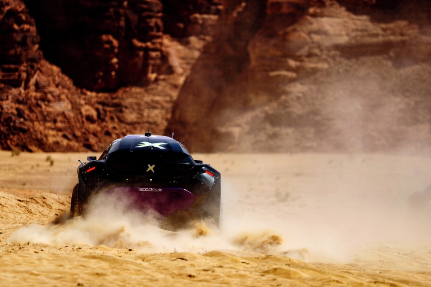 ALULA, SAUDI ARABIA - APRIL 04: Cristina Gutierrez (ESP)/Sebastien Loeb (FRA), X44 during the Desert X-Prix at AlUla on April 04, 2021 in AlUla, Saudi Arabia. (Photo by Sam Bloxham / LAT Images)