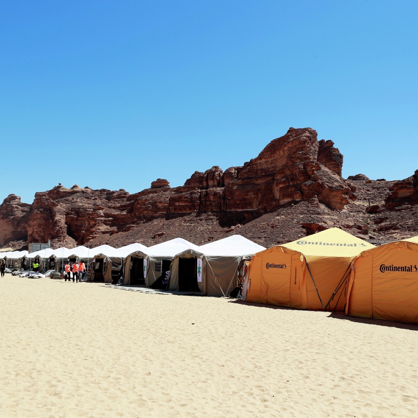 ALULA, SAUDI ARABIA - APRIL 01: The XE Paddock during the Desert X-Prix at AlUla on April 01, 2021 in AlUla, Saudi Arabia. (Photo by Steven Tee / LAT Images)