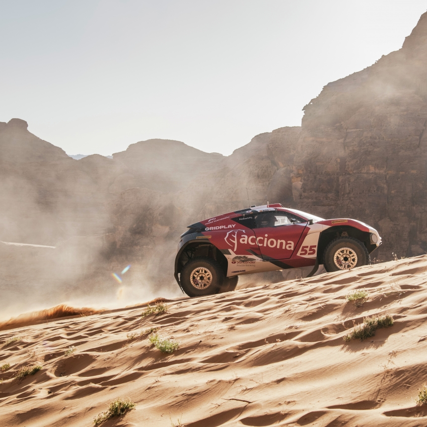 ALULA, SAUDI ARABIA - APRIL 04: Laia Sanz/Carlos Sainz (ESP), Acciona | Sainz XE Team during the Desert X-Prix at AlUla on April 04, 2021 in AlUla, Saudi Arabia. (Photo by Charly Lopez / LAT Images)