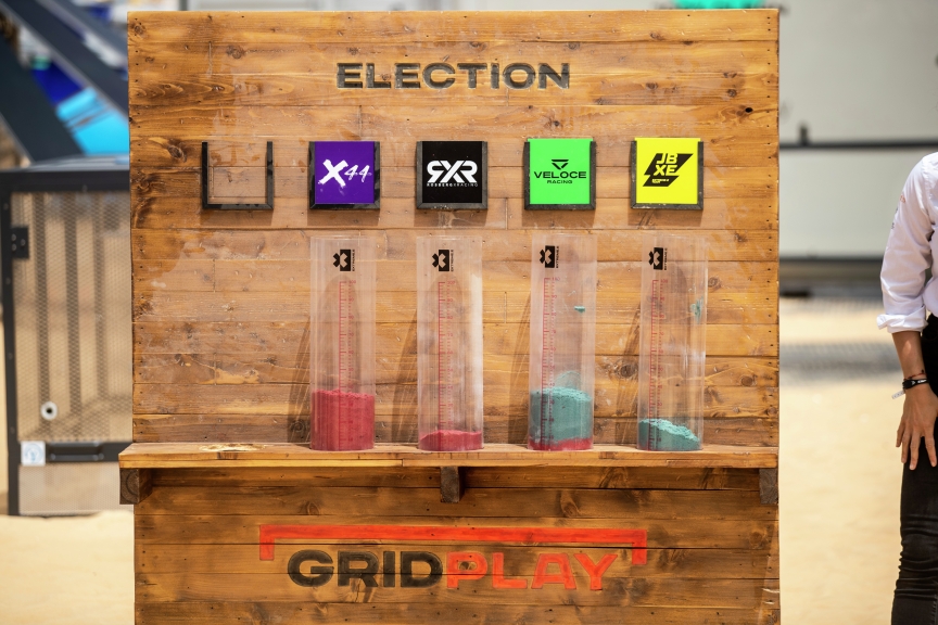 LAC ROSE, SENEGAL - MAY 30: grid selection board during the Ocean X-Prix at Lac Rose on May 30, 2021 in Lac Rose, Senegal. (Photo by Sam Bloxham / LAT Images)