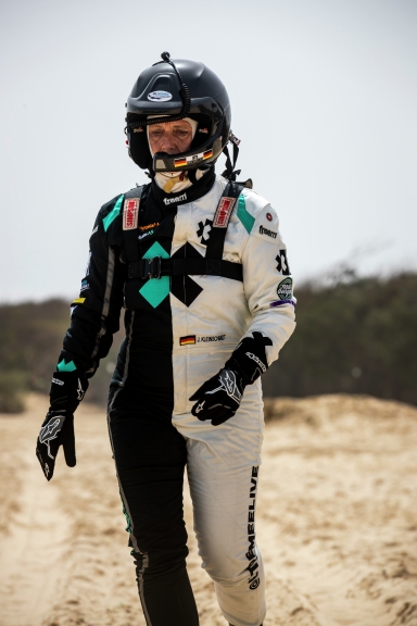 LAC ROSE, SENEGAL - MAY 29: Jutta Kleinschmidt (GER), ABT CUPRA XE during the Ocean X-Prix at Lac Rose on May 29, 2021 in Lac Rose, Senegal. (Photo by Sam Bloxham / LAT Images)