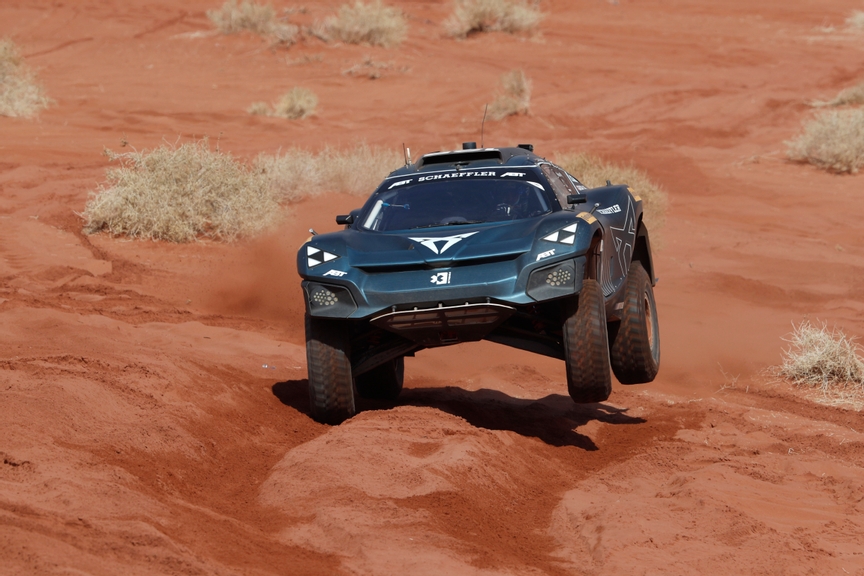FEBRUARY 20: Jutta Kleinschmidt (GER) / Nasser Al-Attiyah (QAT), Abt Cupra XE during the Saudi Arabia on February 20, 2022. (Photo by Alastair Staley / LAT Images)