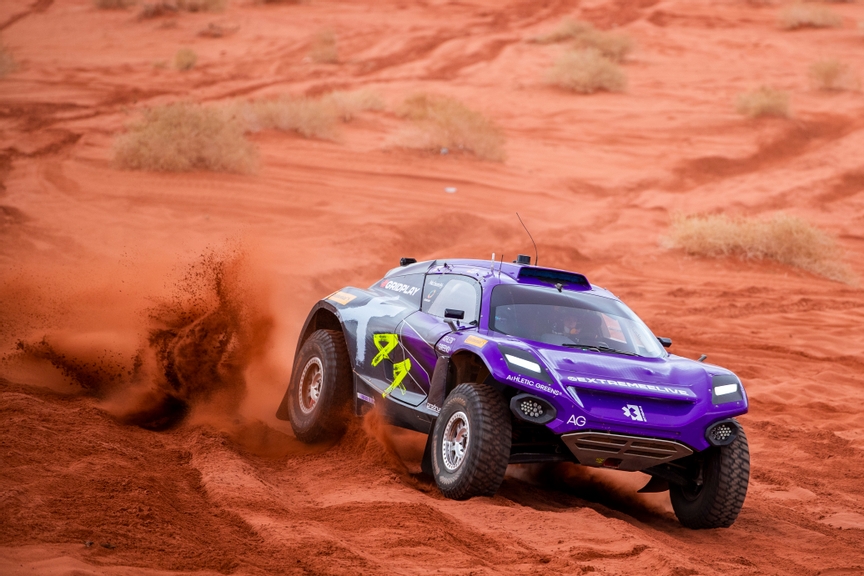 FEBRUARY 19: Cristina Gutierrez (ESP) / Sebastien Loeb (FRA), Team X44 during the Saudi Arabia on February 19, 2022. (Photo by Sam Bloxham / LAT Images)