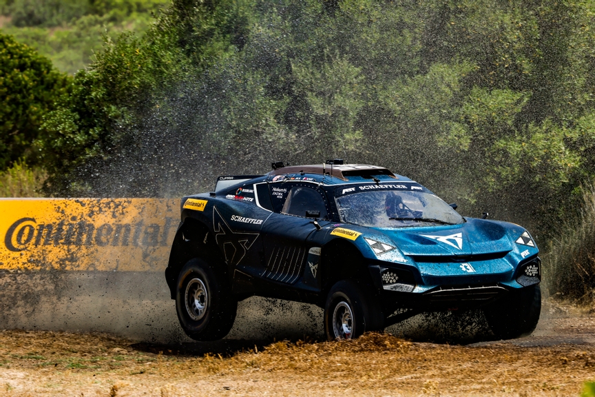 JULY 05: Jutta Kleinschmidt (GER) / Nasser Al-Attiyah (QAT), Abt Cupra XE during the Sardinia on July 05, 2022. (Photo by Andrew Ferraro / LAT Images)