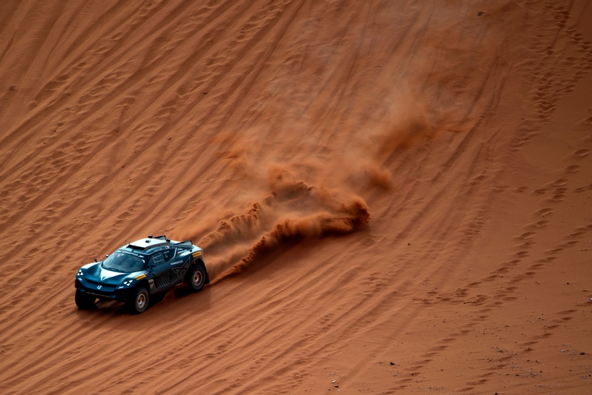 FEBRUARY 18: Jutta Kleinschmidt (GER) / Nasser Al-Attiyah (QAT), Abt Cupra XE during the Saudi Arabia on February 18, 2022. (Photo by Alastair Staley / LAT Images)
